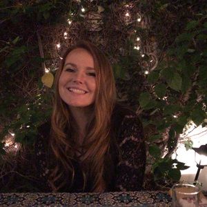 Meet your Posher, Lauren